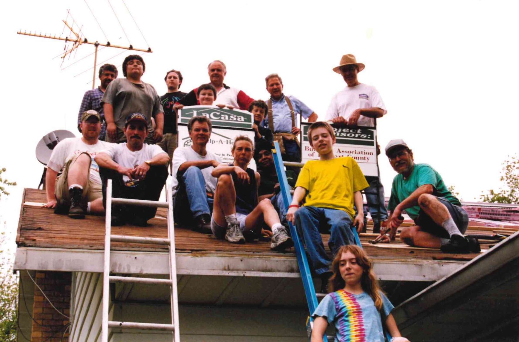 Help-A-House 2004.jpg